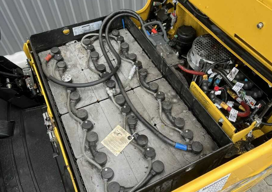 Yale ERP15VC - Carretilla elevadora eléctrica: foto 5 Yale ERP15VC - Carretilla elevadora eléctrica: foto 5