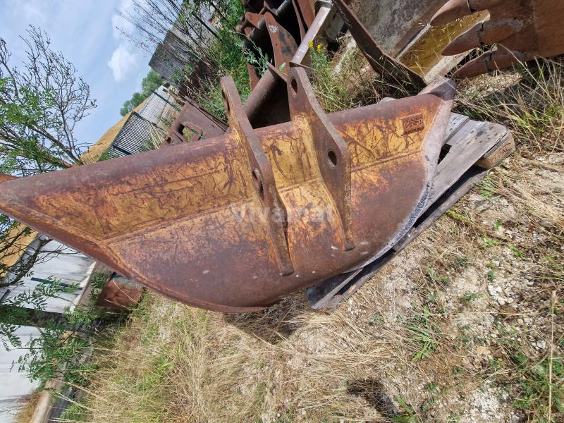 Cazo para excavadora para Maquinaria de construcción CASE 988: foto 1