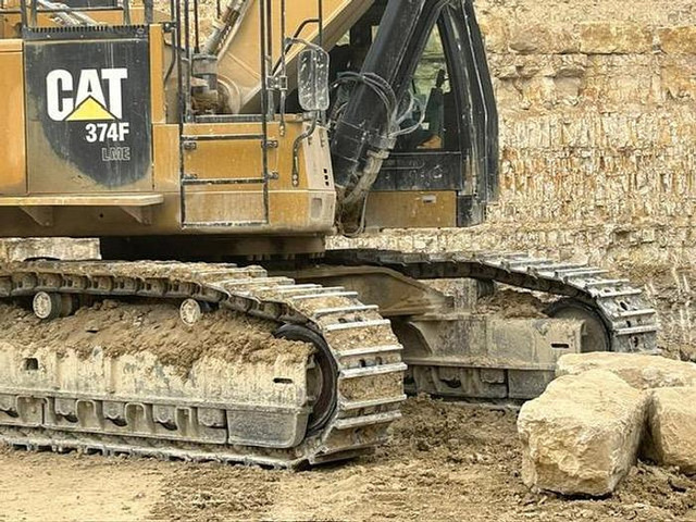 Caterpillar 374 LME - Excavadora: foto 2 Caterpillar 374 LME - Excavadora: foto 2