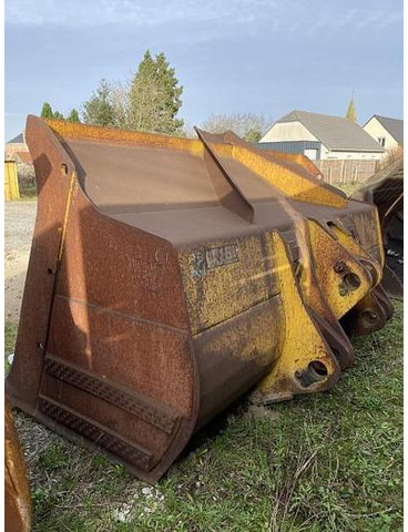 Komatsu WA500 3 buckets availaible - - Cazo: foto 4 Komatsu WA500 3 buckets availaible - - Cazo: foto 4
