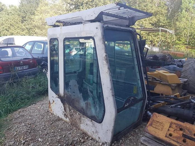 Liebherr A904 R904 A914 R914 A924 R924 A934 R934 A944 R944 A954 R954 - - Cabina para Maquinaria de construcción: foto 3 Liebherr A904 R904 A914 R914 A924 R924 A934 R934 A944 R944 A954 R954 - - Cabina para Maquinaria de construcción: foto 3