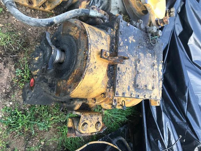 Caterpillar 101-2121 ADMISSION AIR 763 - Recambio: foto 3 Caterpillar 101-2121 ADMISSION AIR 763 - Recambio: foto 3