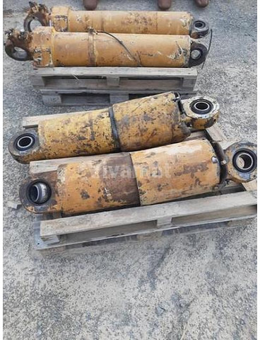 Caterpillar CATERPILLAR 773B VERRIN DE BENNE - - Recambio: foto 1 Caterpillar CATERPILLAR 773B VERRIN DE BENNE - - Recambio: foto 1