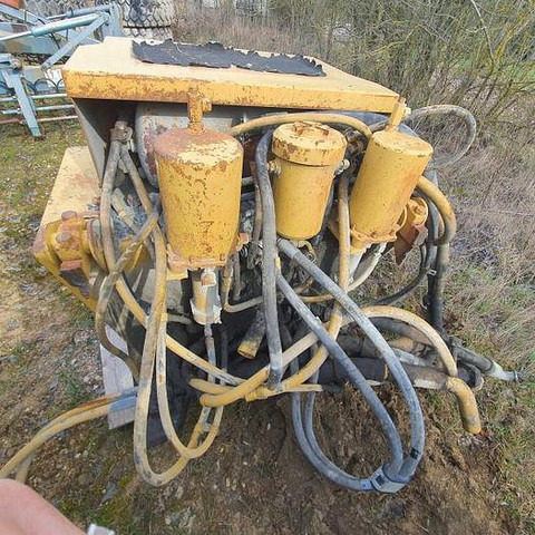 Caterpillar HG/08 VERRIN BENNE769C 769D 771C 771D - - Recambio: foto 2 Caterpillar HG/08 VERRIN BENNE769C 769D 771C 771D - - Recambio: foto 2