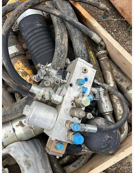 Liebherr A944C Li / A934C Li / R944C Li / R954C / A954C Li / R934C - Recambio: foto 1 Liebherr A944C Li / A934C Li / R944C Li / R954C / A954C Li / R934C - Recambio: foto 1