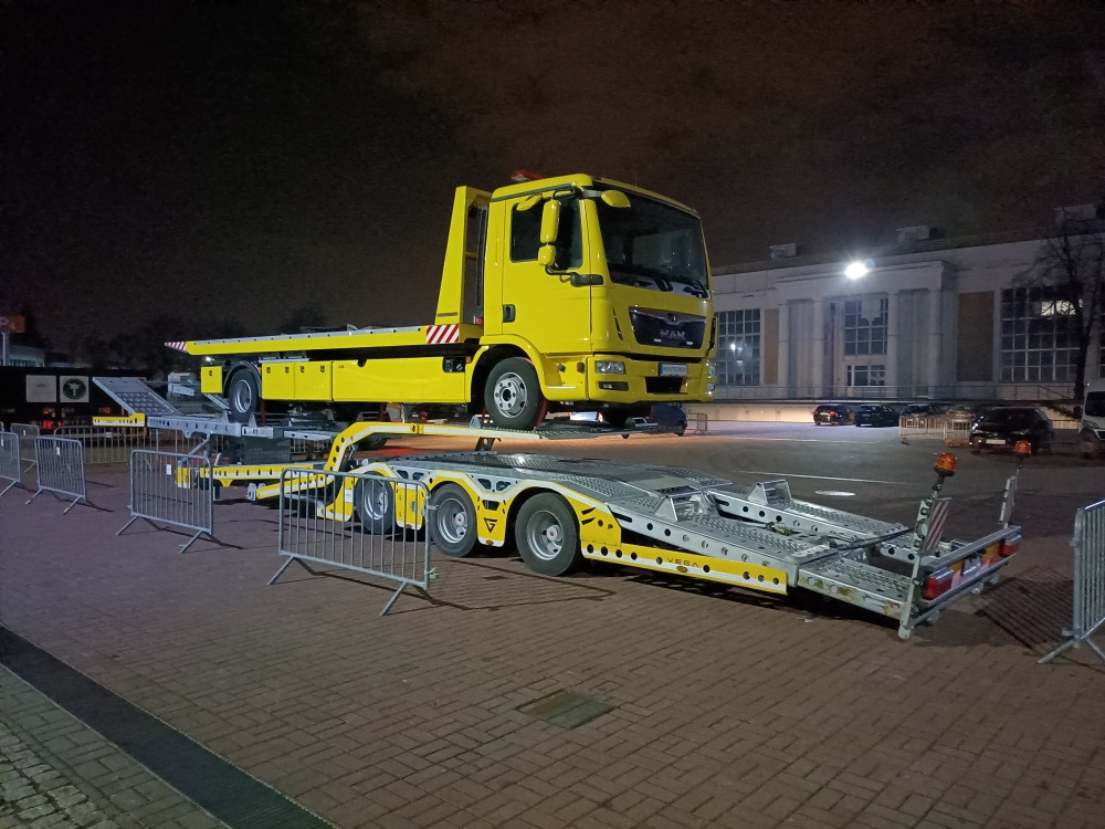 ALPHAMAX 3 AXLE TRUCK TRANSPORTER VEGA TRAILER - Semirremolque portavehículos: foto 3 ALPHAMAX 3 AXLE TRUCK TRANSPORTER VEGA TRAILER - Semirremolque portavehículos: foto 3