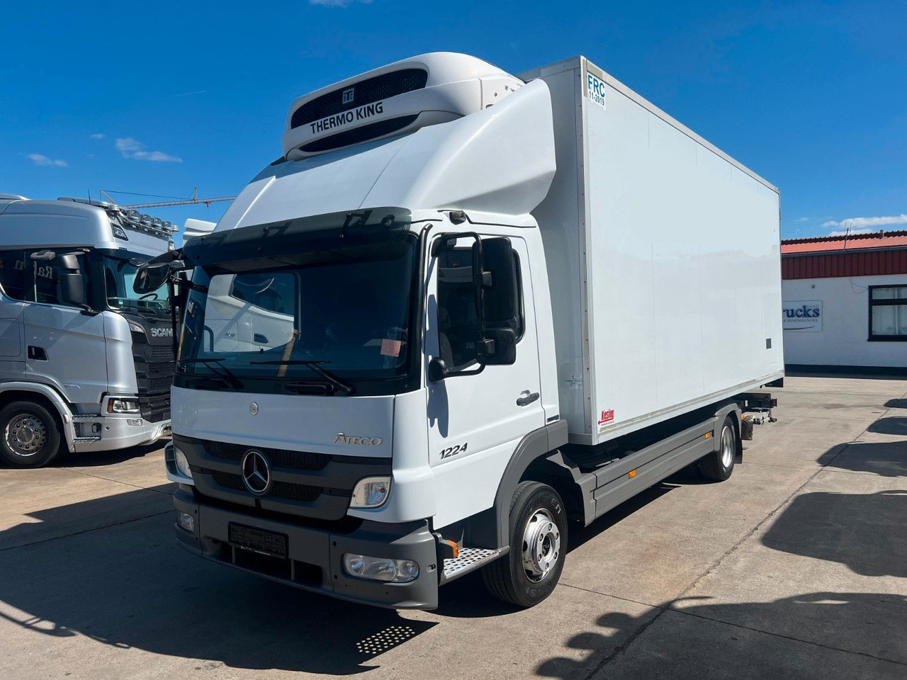Mercedes-Benz Atego 1224 * KLIMA * THERMO KING * BÄR 1,5t * - Camión frigorífico: foto 1 Mercedes-Benz Atego 1224 * KLIMA * THERMO KING * BÄR 1,5t * - Camión frigorífico: foto 1