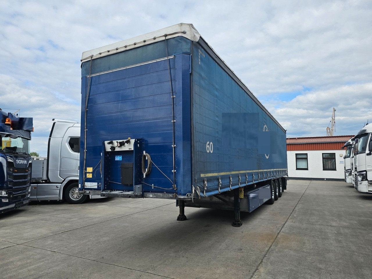 Schmitz Cargobull SCB 53T * PR. PL.*1x LIFT*SEITENPLANEN*2xVORHAND - Semirremolque lona: foto 1 Schmitz Cargobull SCB 53T * PR. PL.*1x LIFT*SEITENPLANEN*2xVORHAND - Semirremolque lona: foto 1
