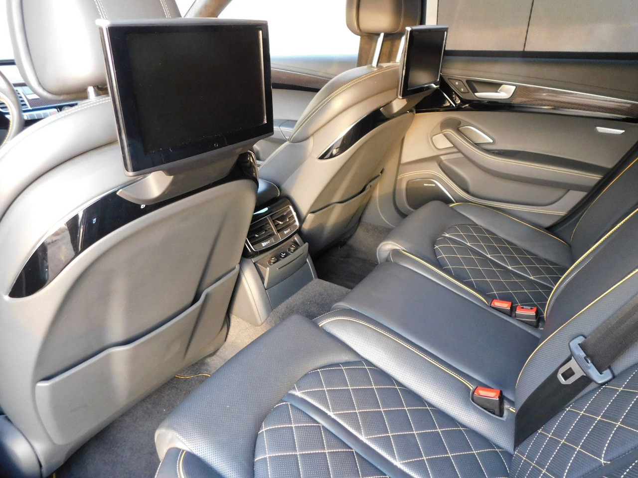 Berlina Audi S8 plus original ABT  519kW 320km/h mit 22 Zoll: foto 23