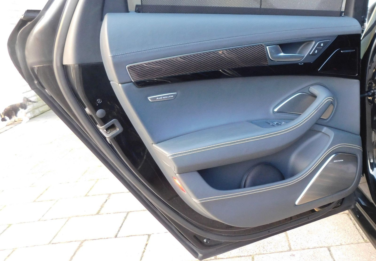 Berlina Audi S8 plus original ABT  519kW 320km/h mit 22 Zoll: foto 21