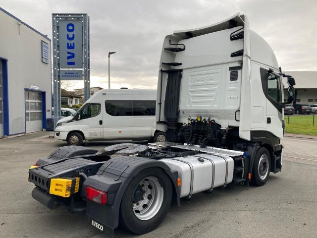 Iveco Stralis AS440S48T/FP LT Euro6 Intarder Klima ZV - Cabeza tractora: foto 4 Iveco Stralis AS440S48T/FP LT Euro6 Intarder Klima ZV - Cabeza tractora: foto 4