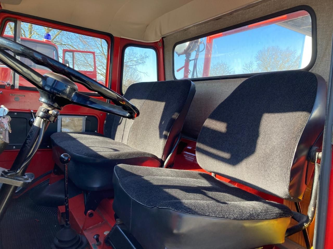 Camión de bomberos Magirus-Deutz K.H.D. 70D6F "Eicher" Magirus-Deutz K.H.D. 70D6F "Eicher": foto 11 Camión de bomberos Magirus-Deutz K.H.D. 70D6F "Eicher" Magirus-Deutz K.H.D. 70D6F "Eicher": foto 11