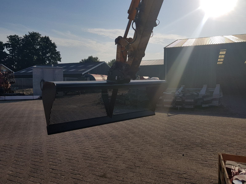 Baggerbak - Cazo: foto 2 Baggerbak - Cazo: foto 2