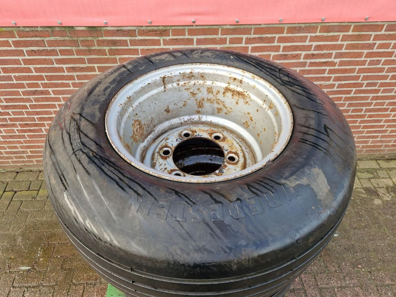 Banden 15/55/17 - Gebruikt - Neumáticos y llantas: foto 3 Banden 15/55/17 - Gebruikt - Neumáticos y llantas: foto 3