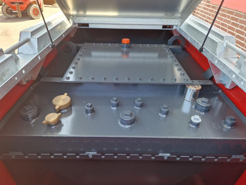 Diesel tank/ IBC 2200 liter - Tanque de almacenamiento: foto 5 Diesel tank/ IBC 2200 liter - Tanque de almacenamiento: foto 5