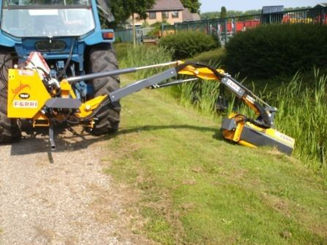 Ferri arm-klepelmaaiers - Cortacésped: foto 1 Ferri arm-klepelmaaiers - Cortacésped: foto 1