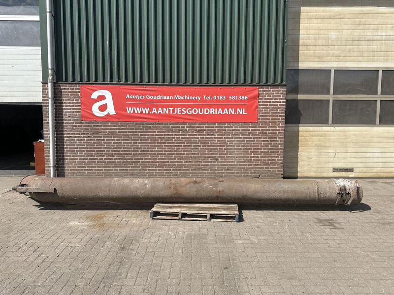 Vijzelpomp - Gebruikt - Implemento para Maquinaria agrícola: foto 1 Vijzelpomp - Gebruikt - Implemento para Maquinaria agrícola: foto 1