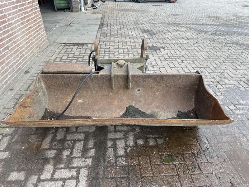 KANTELBAK CW 30 - Gebruikt - Cazo para Maquinaria de construcción: foto 4 KANTELBAK CW 30 - Gebruikt - Cazo para Maquinaria de construcción: foto 4