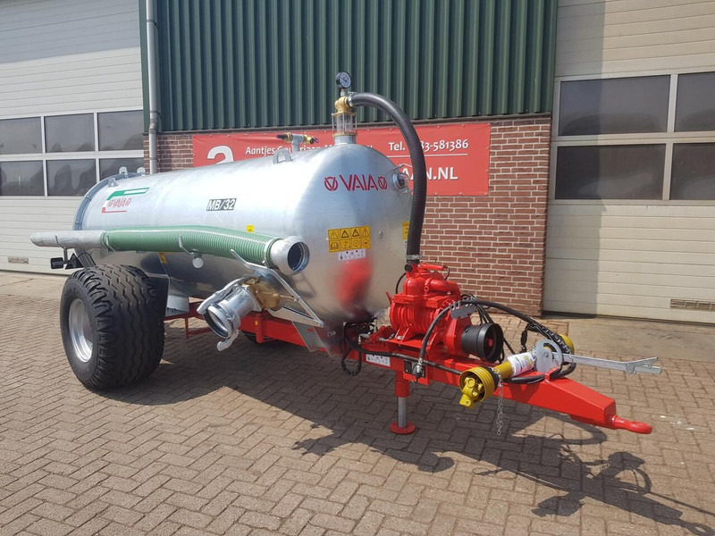 MB 32 Water tank - Remolque cisterna: foto 2 MB 32 Water tank - Remolque cisterna: foto 2