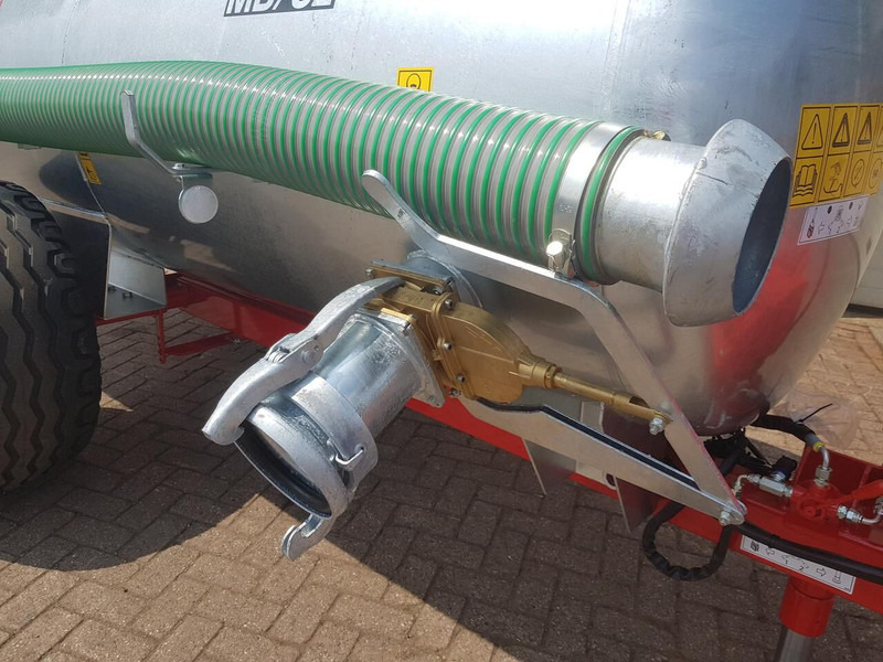 MB 32 Water tank - Remolque cisterna: foto 5 MB 32 Water tank - Remolque cisterna: foto 5