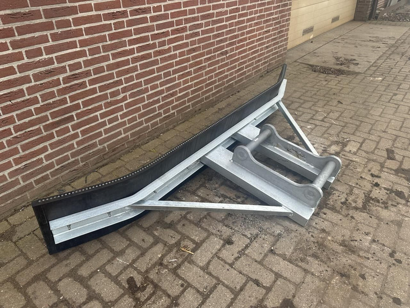 Rubber schuif met S60 aansluiting - Nieuw - Equipo para trabajo del suelo: foto 4 Rubber schuif met S60 aansluiting - Nieuw - Equipo para trabajo del suelo: foto 4