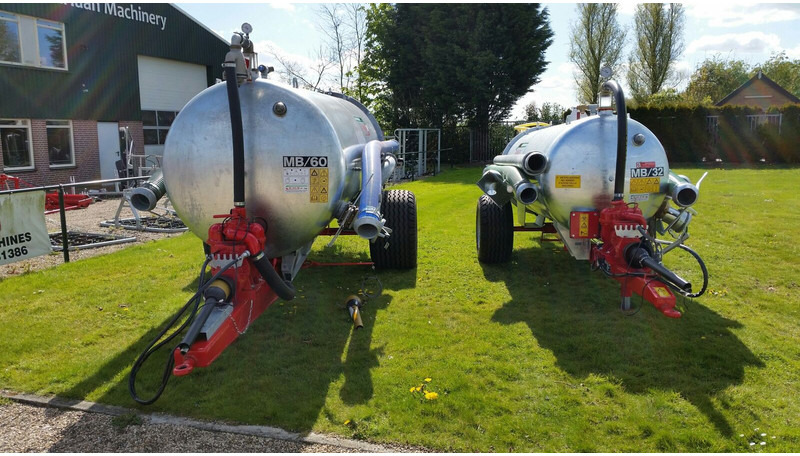 Watertank met haspel - Esparcidor de estiércol: foto 1 Watertank met haspel - Esparcidor de estiércol: foto 1