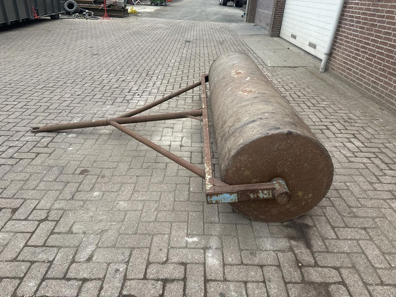 Landrol - Gebruikt - Rodillo agrícola: foto 4 Landrol - Gebruikt - Rodillo agrícola: foto 4