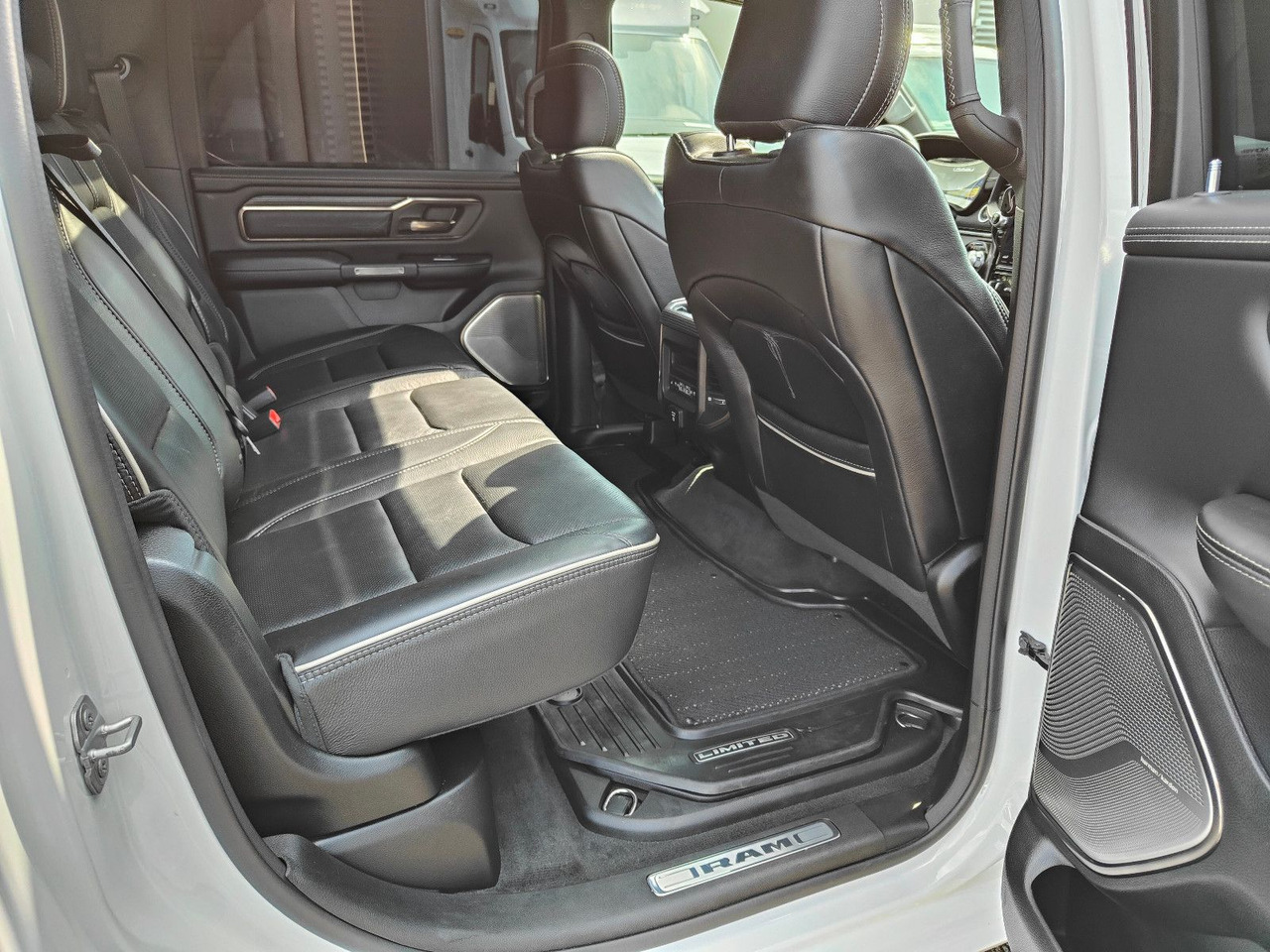 SUV/ Todoterreno Dodge RAM HEMI Limited 5.7 PRINS LPG Luftfederung: foto 12 SUV/ Todoterreno Dodge RAM HEMI Limited 5.7 PRINS LPG Luftfederung: foto 12