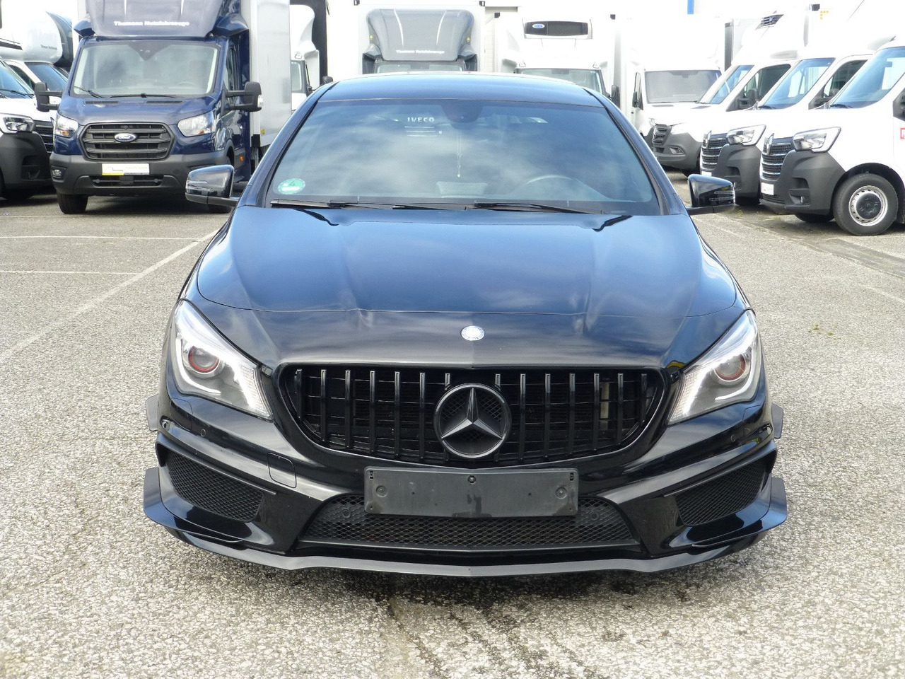 Mercedes-Benz CLA 220 CDI AMG Line Sound-Auspuff Standheizung - Berlina: foto 3 Mercedes-Benz CLA 220 CDI AMG Line Sound-Auspuff Standheizung - Berlina: foto 3