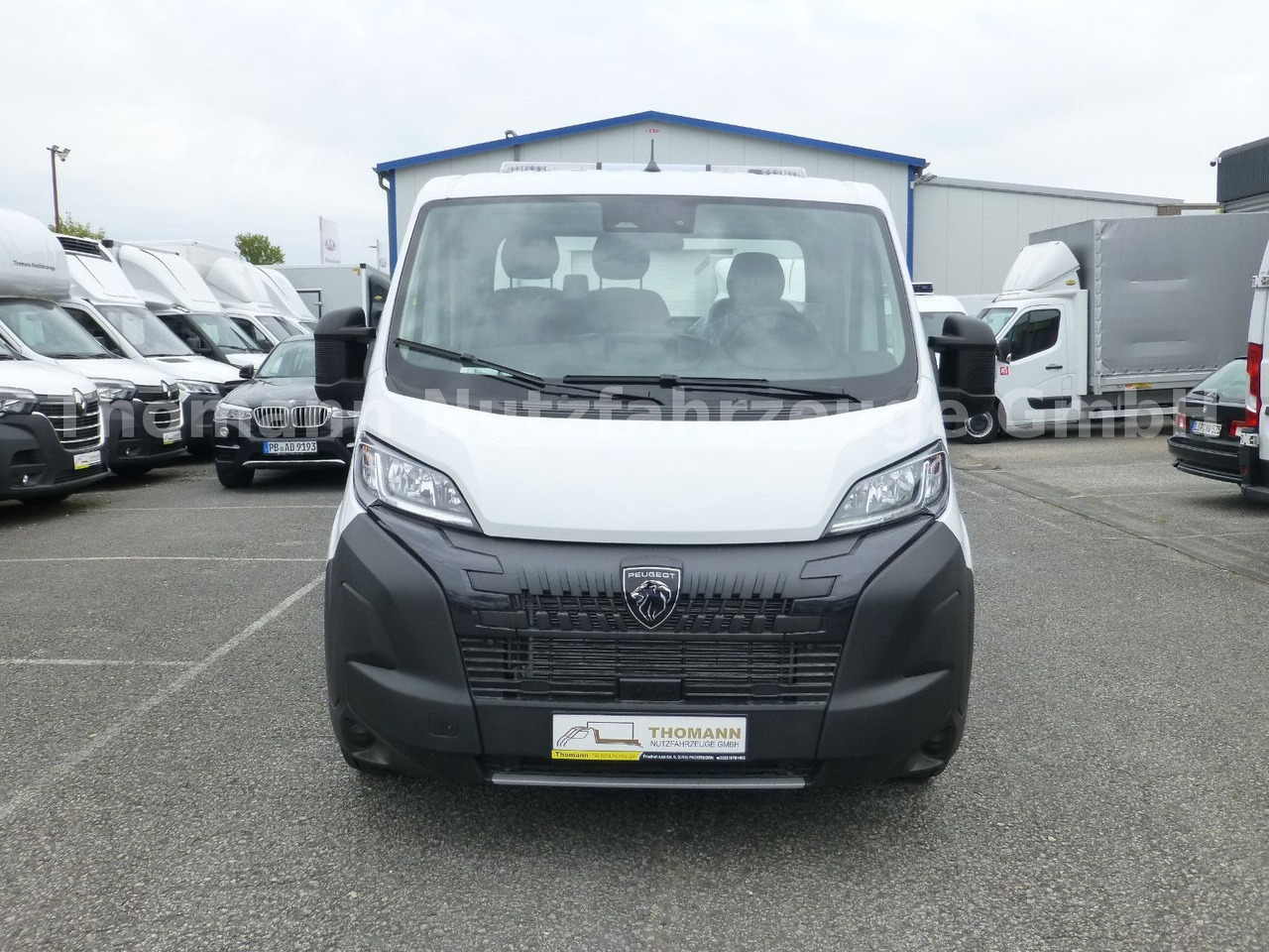 Peugeot Boxer Abschleppwagen Klima AHK R-Camera - Grua de remolque autos: foto 3 Peugeot Boxer Abschleppwagen Klima AHK R-Camera - Grua de remolque autos: foto 3