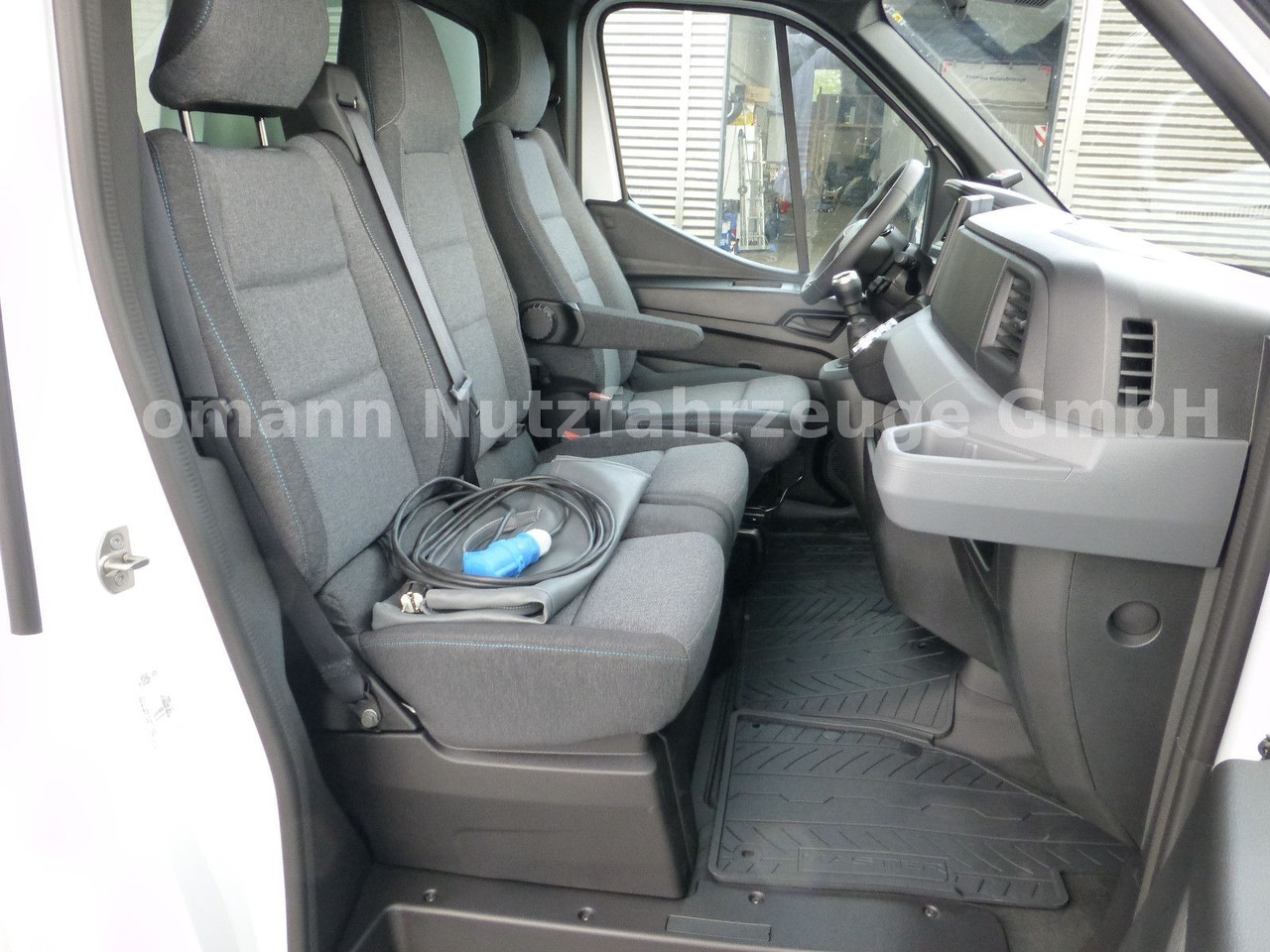 Furgoneta frigorifica Renault NEW Master 2025 Kühlkoffer LBW Xarios 300 Premiu: foto 10