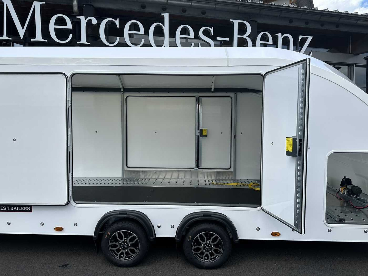 Brian James Race Sport Länge: 5,03 m / 3.000 kg - Remolque portavehículos: foto 3 Brian James Race Sport Länge: 5,03 m / 3.000 kg - Remolque portavehículos: foto 3