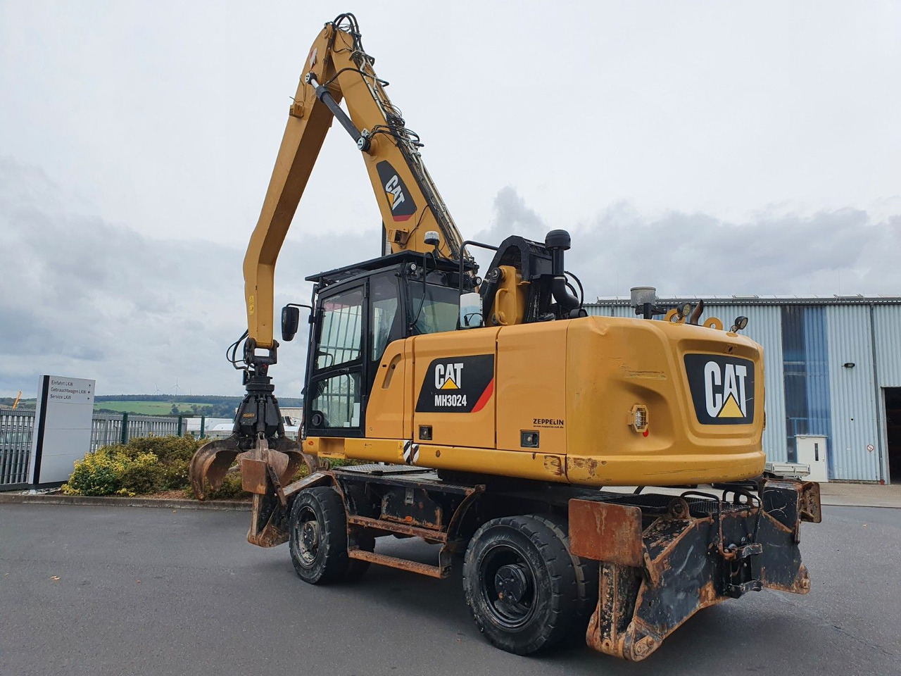 CAT MH3024 / MH 3024 / Greifer / 2018 / 9.424h - Excavadora de ruedas: foto 5 CAT MH3024 / MH 3024 / Greifer / 2018 / 9.424h - Excavadora de ruedas: foto 5