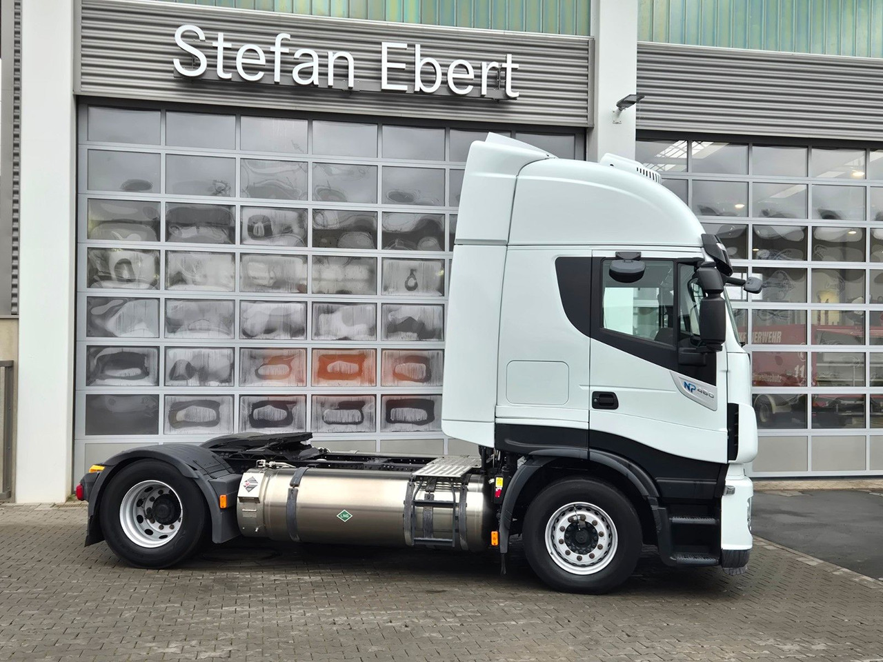 Iveco Stralis 460NP LNG Intarder 3 Stück - Cabeza tractora: foto 5 Iveco Stralis 460NP LNG Intarder 3 Stück - Cabeza tractora: foto 5