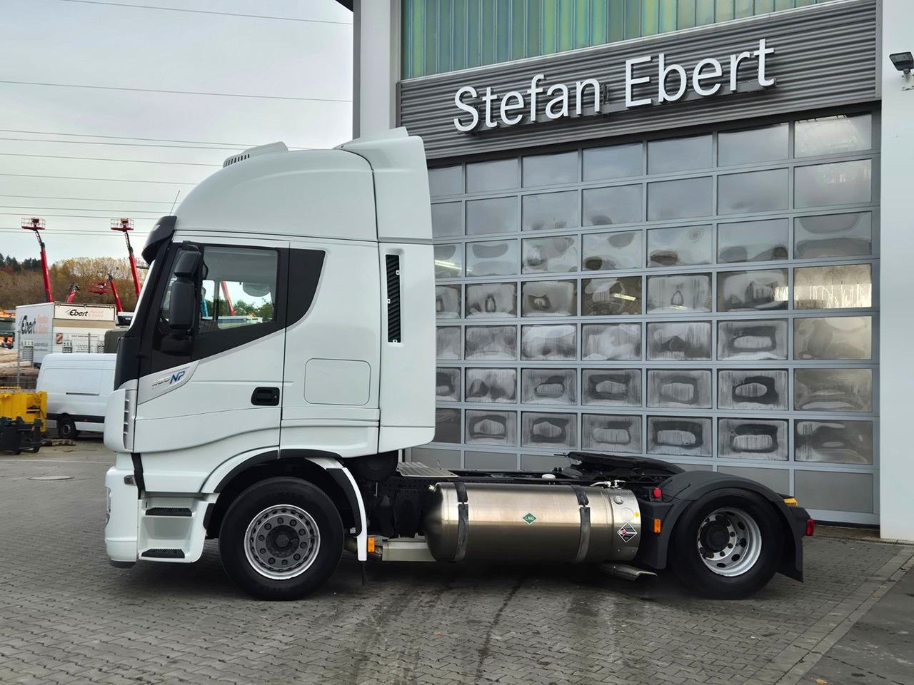 Iveco Stralis 460NP LNG Standklima Xenon 3 Stück - Cabeza tractora: foto 5 Iveco Stralis 460NP LNG Standklima Xenon 3 Stück - Cabeza tractora: foto 5