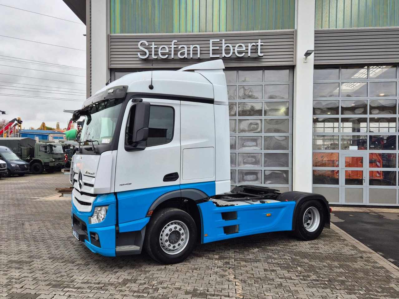 Mercedes-Benz Actros 1845 LS Öl-Retarder Navi PPC 2x Bett - Cabeza tractora: foto 3 Mercedes-Benz Actros 1845 LS Öl-Retarder Navi PPC 2x Bett - Cabeza tractora: foto 3