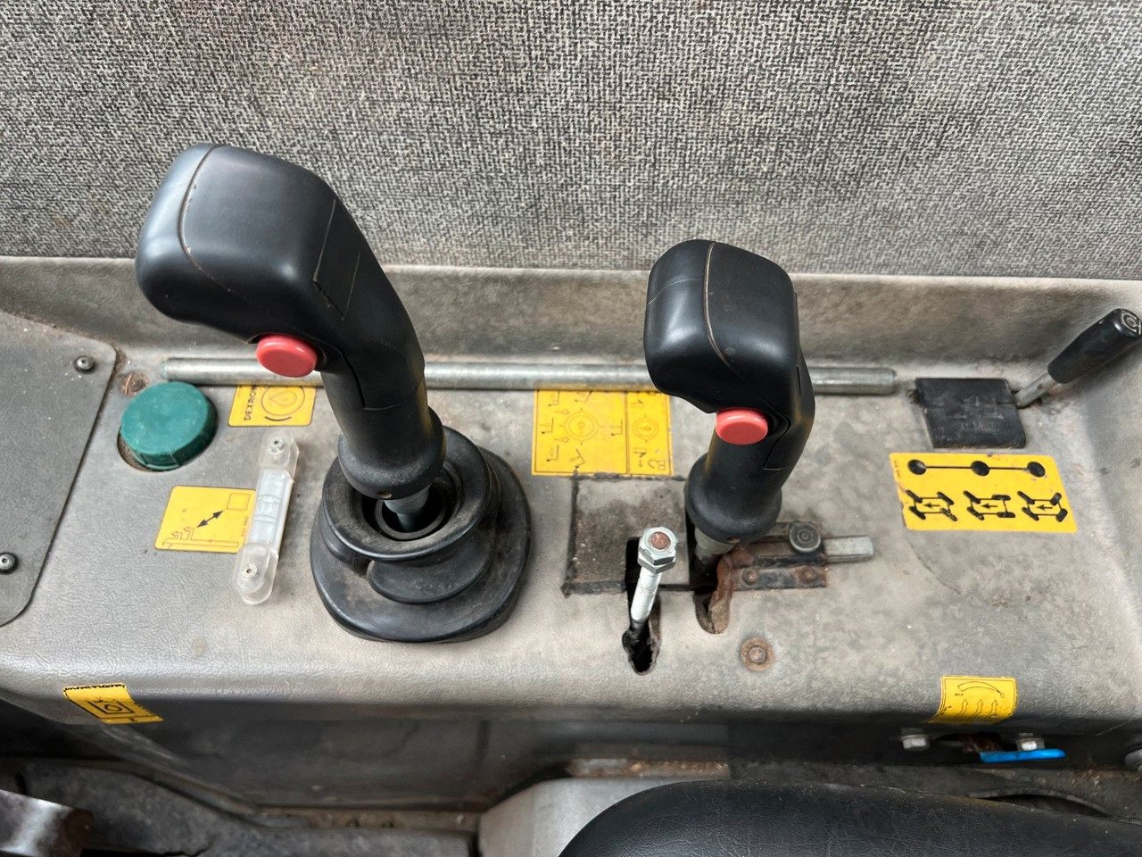 Manipulador telescópico Dieci Icarus 40.16 ET 166 / 4.238 h / 2003: foto 13