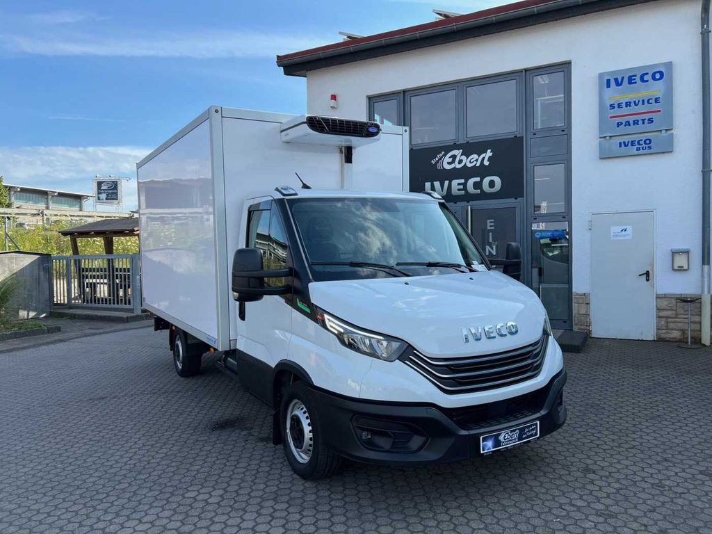 Iveco 35S14 A8 CNG Koffer *3-Sitze*Klima*Automatik* Iveco 35S14 A8 CNG Koffer *3-Sitze*Klima*Automatik* - Furgoneta frigorifica: foto 1 Iveco 35S14 A8 CNG Koffer *3-Sitze*Klima*Automatik* Iveco 35S14 A8 CNG Koffer *3-Sitze*Klima*Automatik* - Furgoneta frigorifica: foto 1