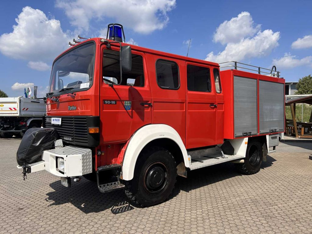 Iveco 90-16 AW 4x4 LF8 Feuerwehr Standheizung 9 Sitze Iveco 90-16 AW 4x4 LF8 Feuerwehr Standheizung 9 Sitze - Camión de bomberos: foto 4 Iveco 90-16 AW 4x4 LF8 Feuerwehr Standheizung 9 Sitze Iveco 90-16 AW 4x4 LF8 Feuerwehr Standheizung 9 Sitze - Camión de bomberos: foto 4