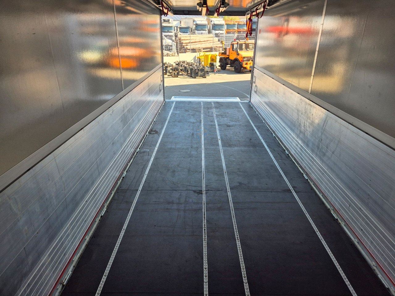 Camión transporte de bebidas Iveco AS260S50Y/FS Schwenkwand LBW 2xAHK CAM Intarder: foto 16