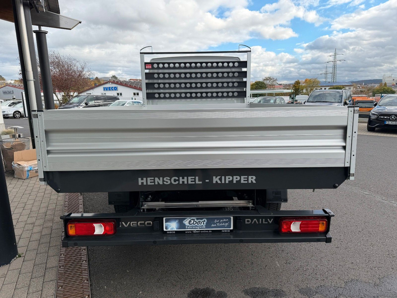 Iveco Daily 35S16 A8 *R3.450mm*Automatik*Klima* 3x - Furgoneta basculante: foto 5 Iveco Daily 35S16 A8 *R3.450mm*Automatik*Klima* 3x - Furgoneta basculante: foto 5