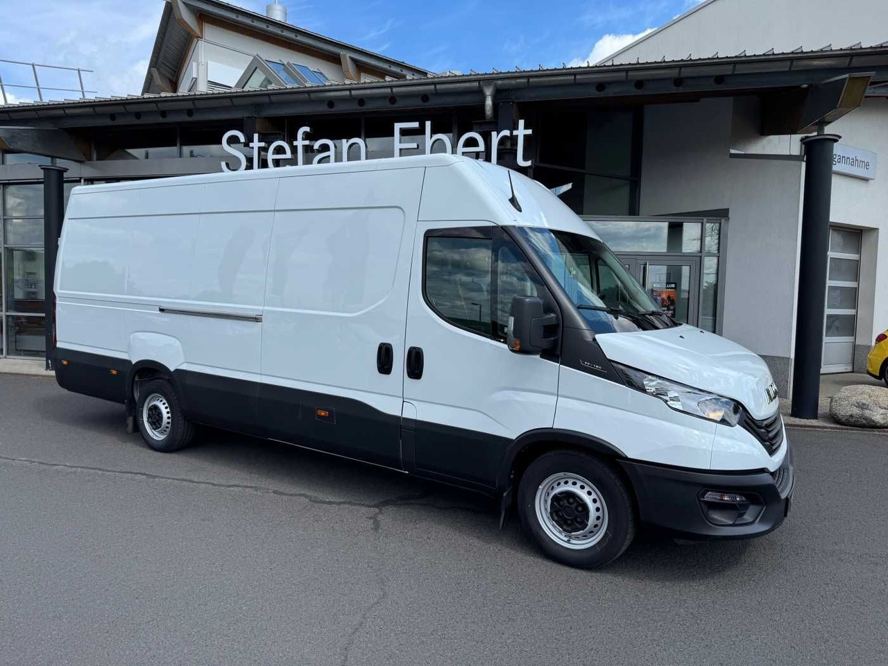 Iveco Daily 35S16 *Klima*Radstand4.100mm* - Furgón: foto 1 Iveco Daily 35S16 *Klima*Radstand4.100mm* - Furgón: foto 1
