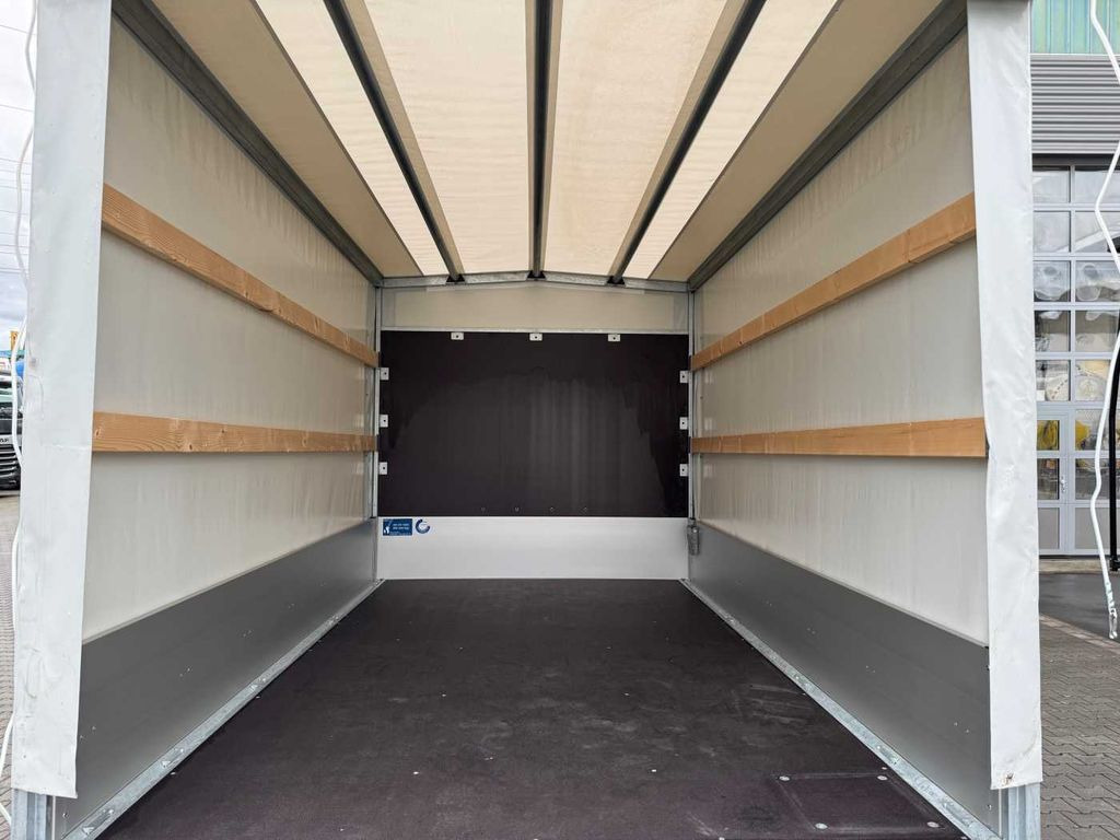 Arrendamiento de Iveco Daily 50C18H A8 DoKa *AHK*Automatik*7-Sitze*  Iveco Daily 50C18H A8 DoKa *AHK*Automatik*7-Sitze*: foto 8