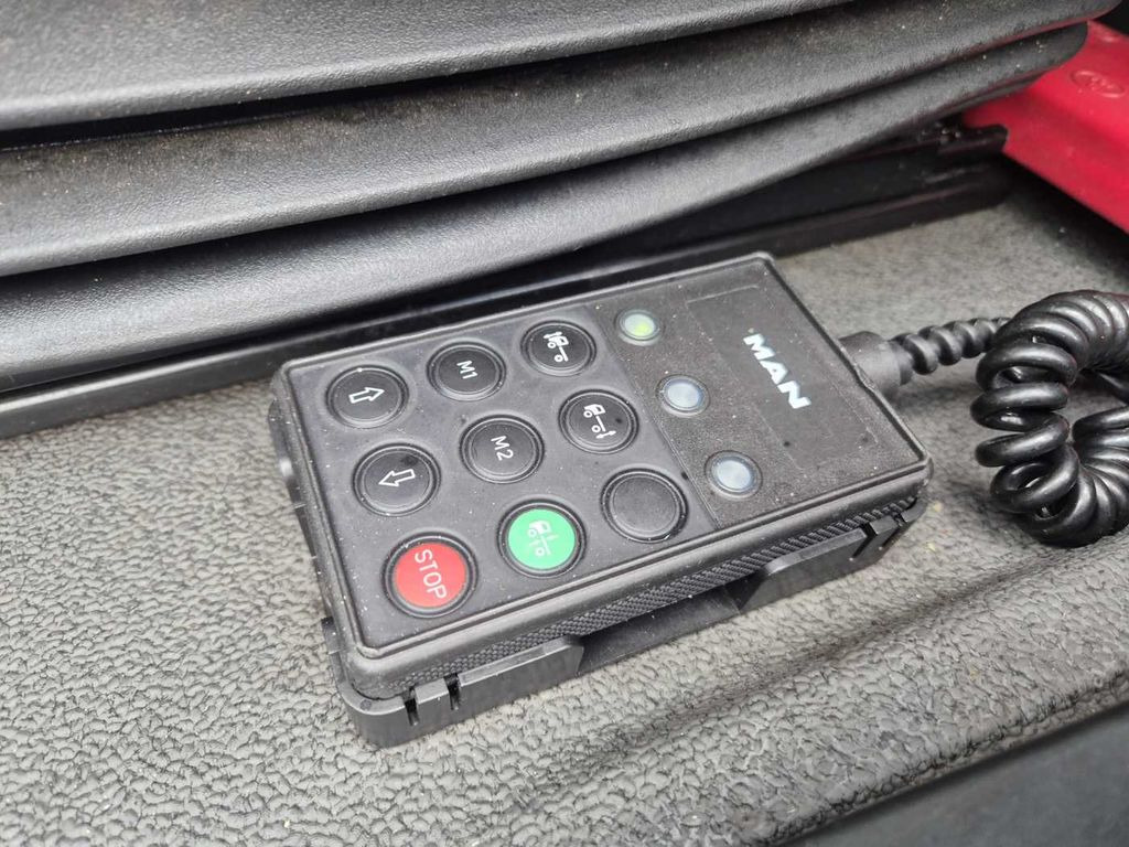 Camión frigorífico MAN TGS 26.440 6x2-2 LL LBW Kamera Lift-+Lenkachse: foto 15 Camión frigorífico MAN TGS 26.440 6x2-2 LL LBW Kamera Lift-+Lenkachse: foto 15