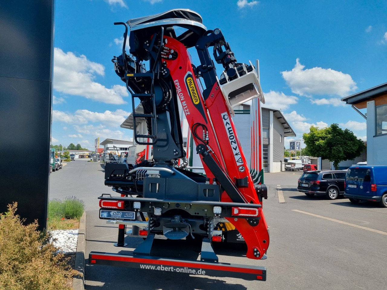 Arrendamiento de  Mercedes-Benz Arocs 2651L 6x4 Palfinger-EPSILON Y Crane M12Z91 Mercedes-Benz Arocs 2651L 6x4 Palfinger-EPSILON Y Crane M12Z91: foto 8