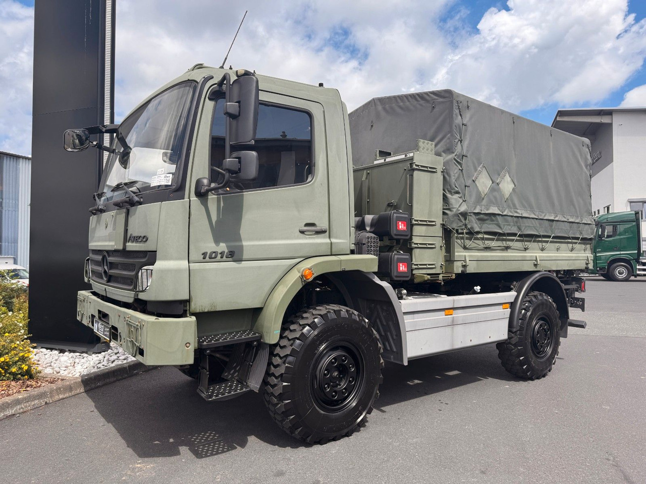 Mercedes-Benz Atego 1018 A 4x4 Singlebereifung 7 Stück vorh. - Camión lona: foto 5 Mercedes-Benz Atego 1018 A 4x4 Singlebereifung 7 Stück vorh. - Camión lona: foto 5