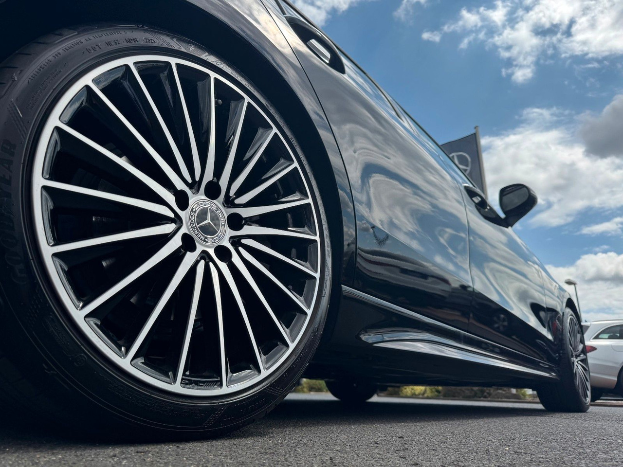 Mercedes-Benz C 300 AMG+DistrPlus+360+SportfahrW+Night+19Zoll - Berlina: foto 5 Mercedes-Benz C 300 AMG+DistrPlus+360+SportfahrW+Night+19Zoll - Berlina: foto 5