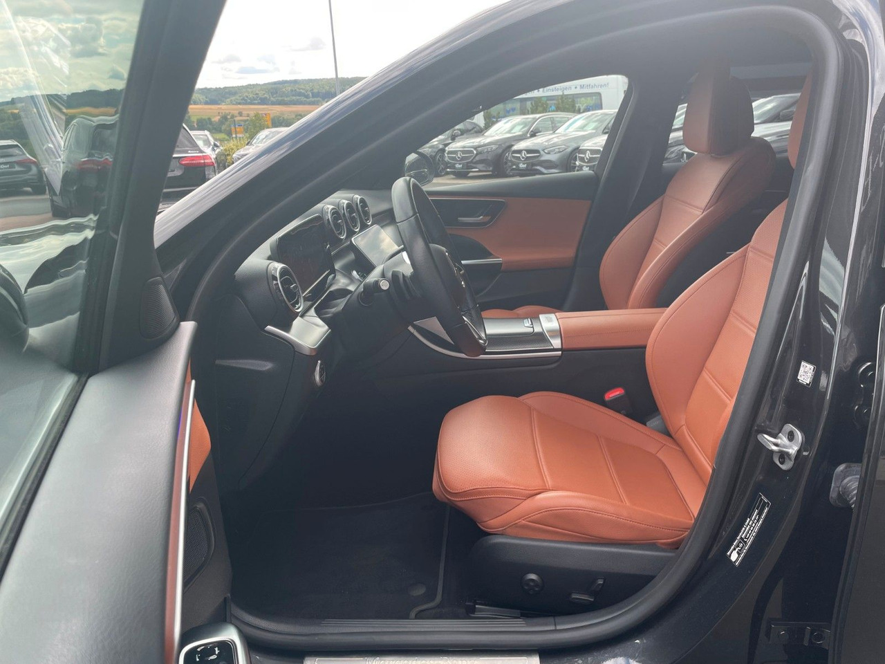 Mercedes-Benz C 300 e T AVANTGARDE R-Kamera+TOTW+Carplay - Coche familiar: foto 1 Mercedes-Benz C 300 e T AVANTGARDE R-Kamera+TOTW+Carplay - Coche familiar: foto 1