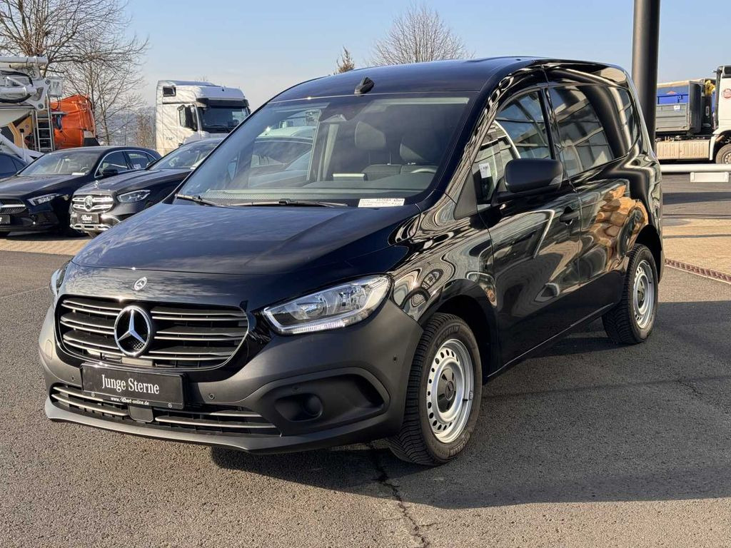 Mercedes-Benz Citan 110 CDI Klima MBUX Kamera 3 Sitze - Furgoneta pequeña: foto 3 Mercedes-Benz Citan 110 CDI Klima MBUX Kamera 3 Sitze - Furgoneta pequeña: foto 3