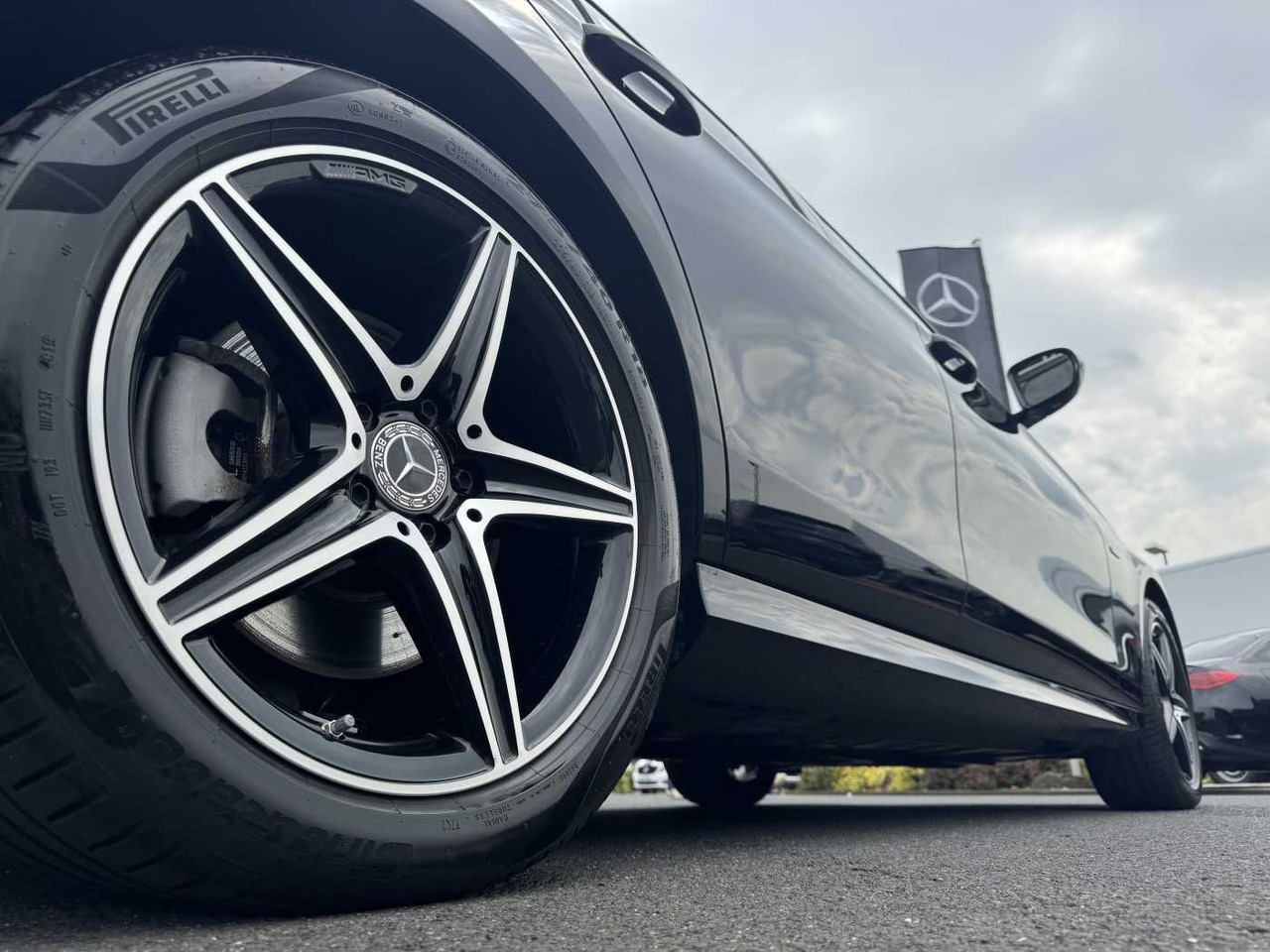 Mercedes-Benz E 300de 9G AMG+Pano+Memory+Ambiente+ RFK+Night - Berlina: foto 5 Mercedes-Benz E 300de 9G AMG+Pano+Memory+Ambiente+ RFK+Night - Berlina: foto 5